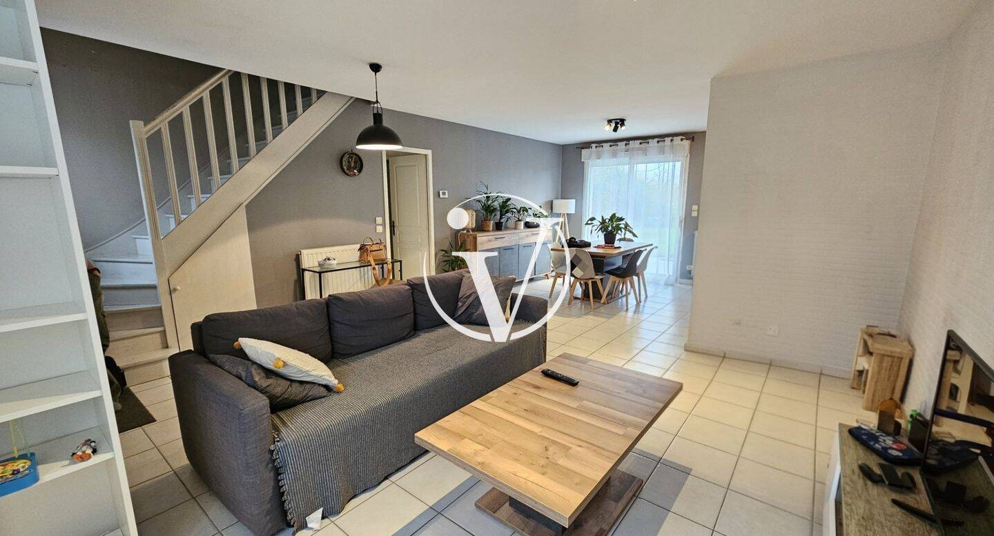 Maison à louer, 97m², Auzouer-en-Touraine