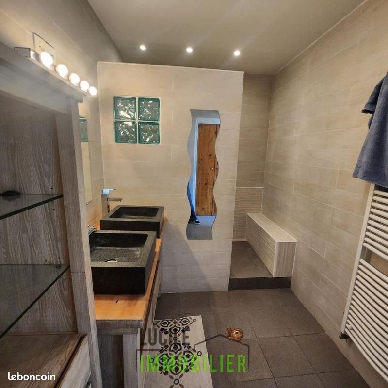 Appartement à vendre, 82m², Fleurines