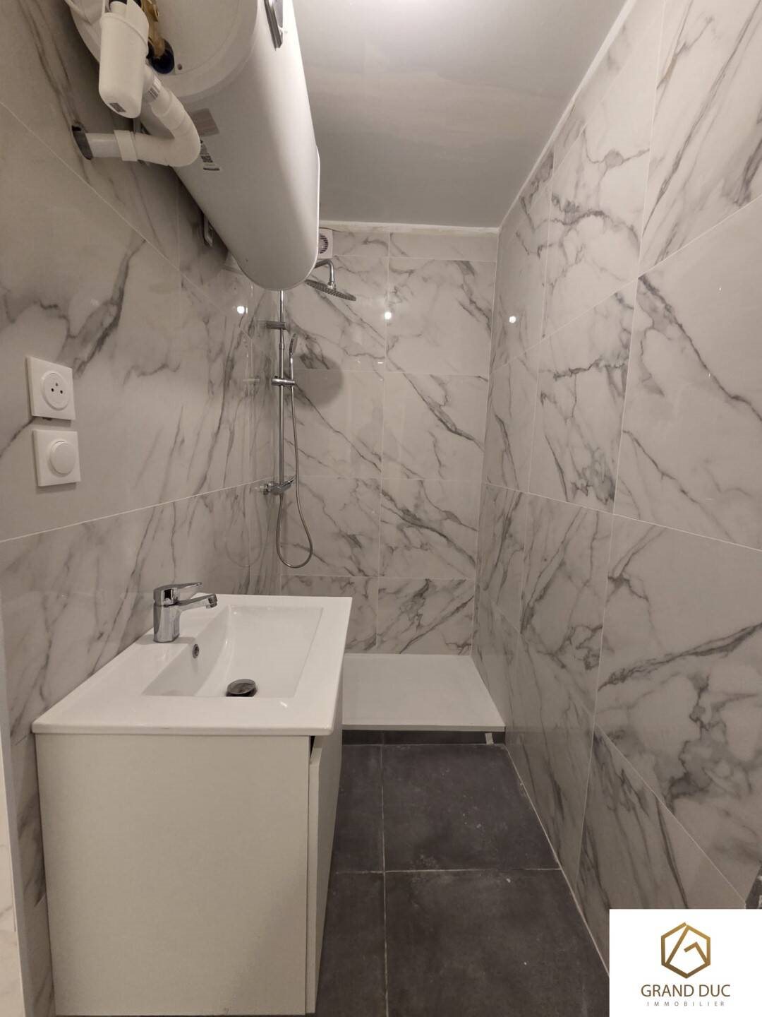 Appartement à louer, 57m², Marseille 3ème