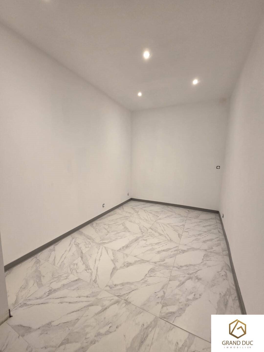 Appartement à louer, 57m², Marseille 3ème