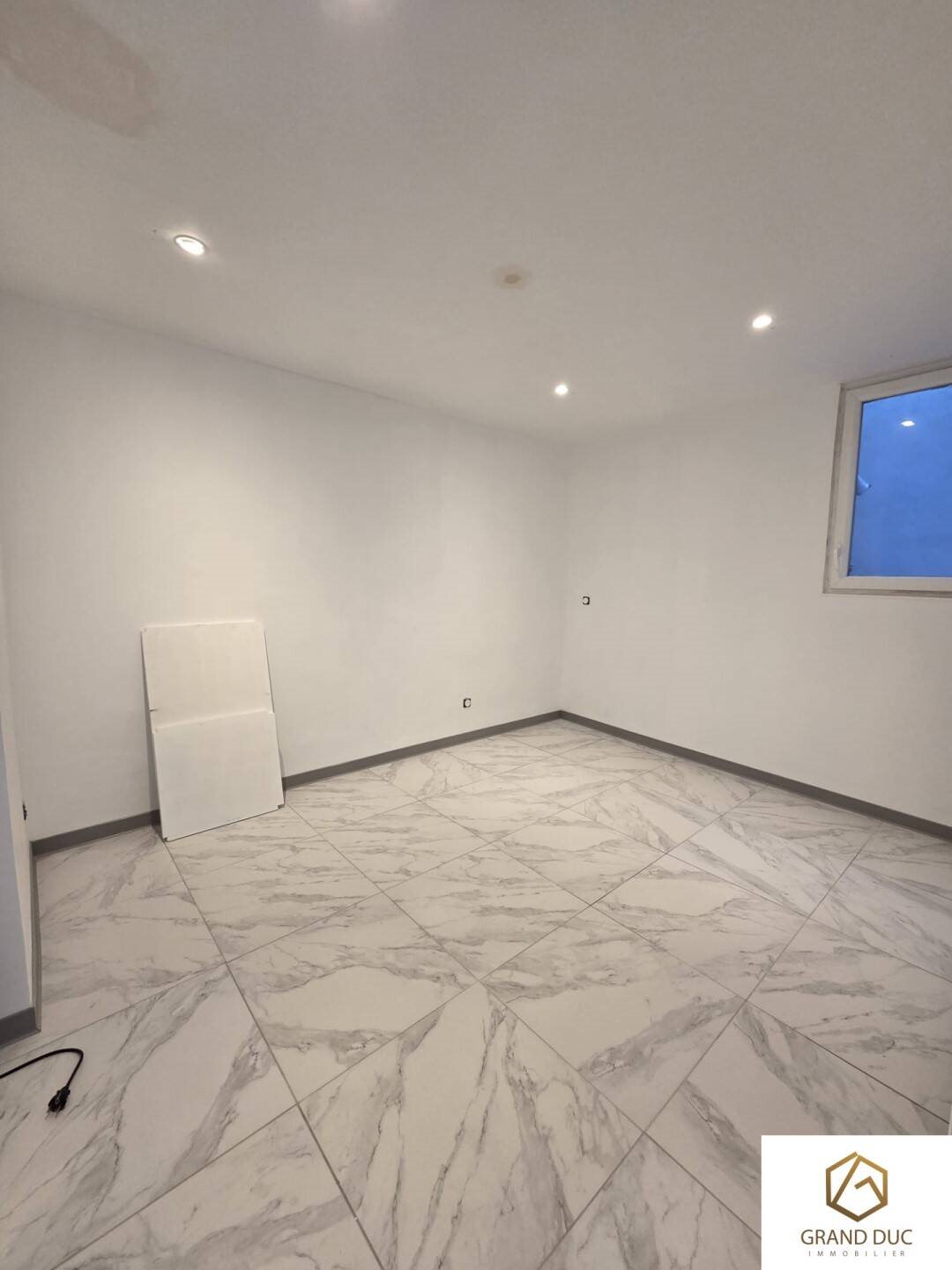 Appartement à louer, 57m², Marseille 3ème