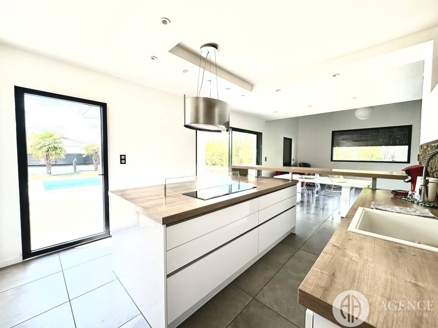 Maison à louer, 135m², Saint-Maurice-l'Exil