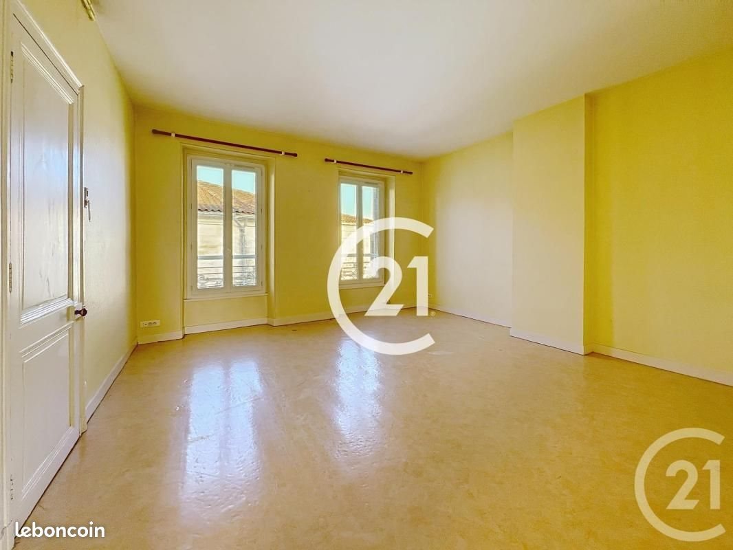 Appartement à louer, 68m², Jarnac