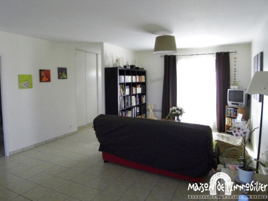 Maison à louer, 93m², Lonzac