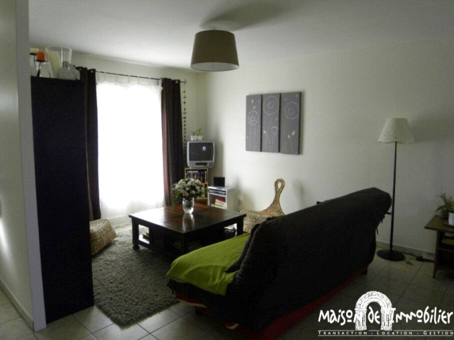 Maison à louer, 93m², Lonzac