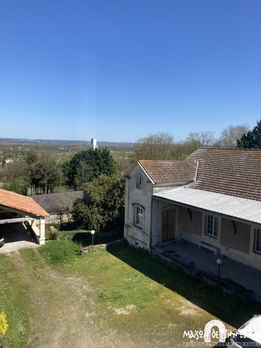 Appartement à louer, 58m², Archiac