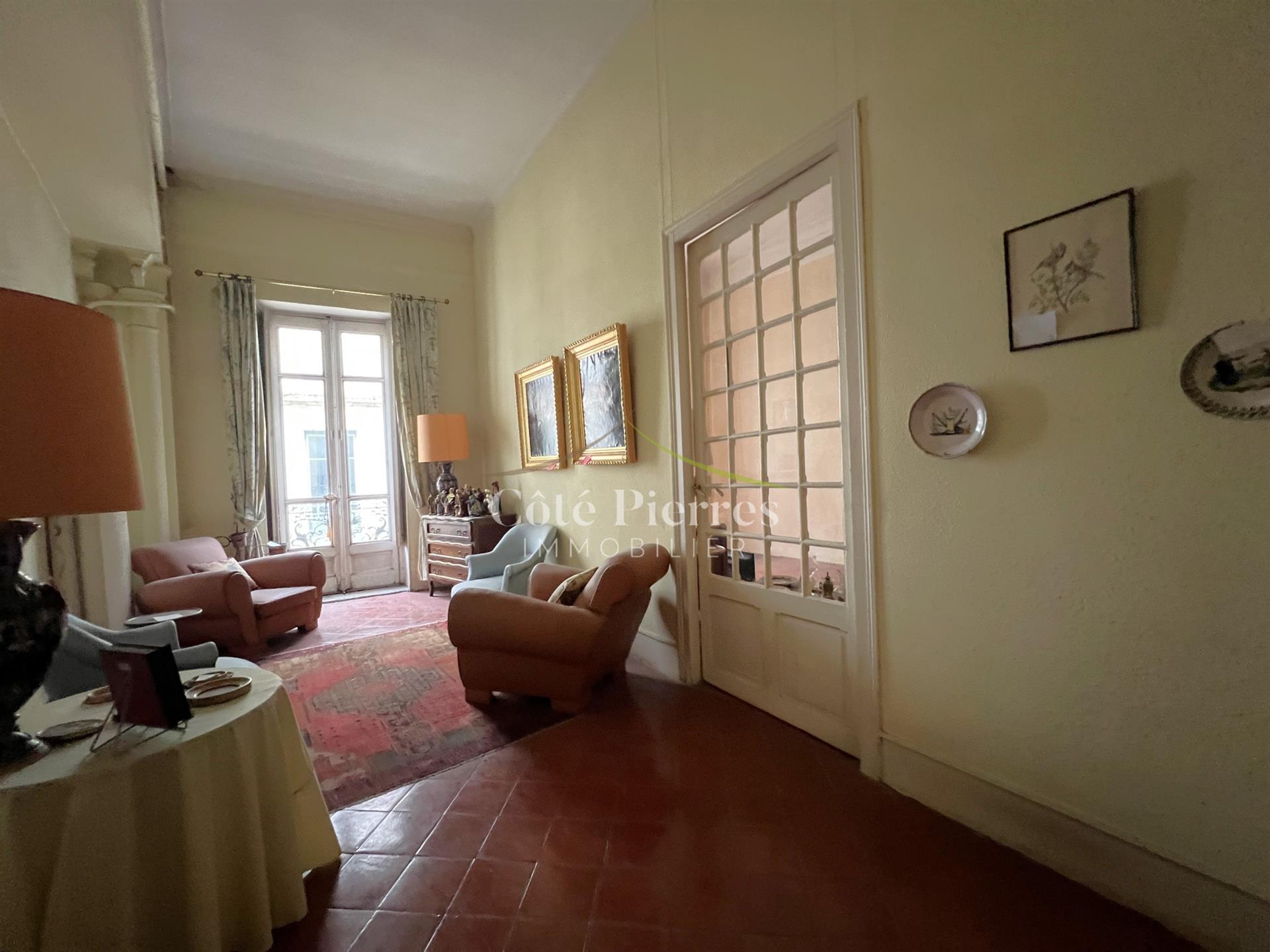 Appartement à vendre, 177m², Nîmes