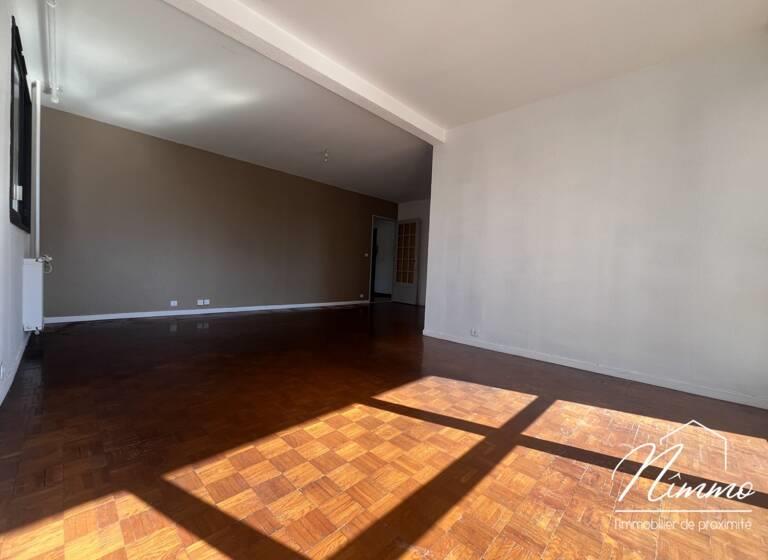 Appartement à vendre, 77m², Nîmes