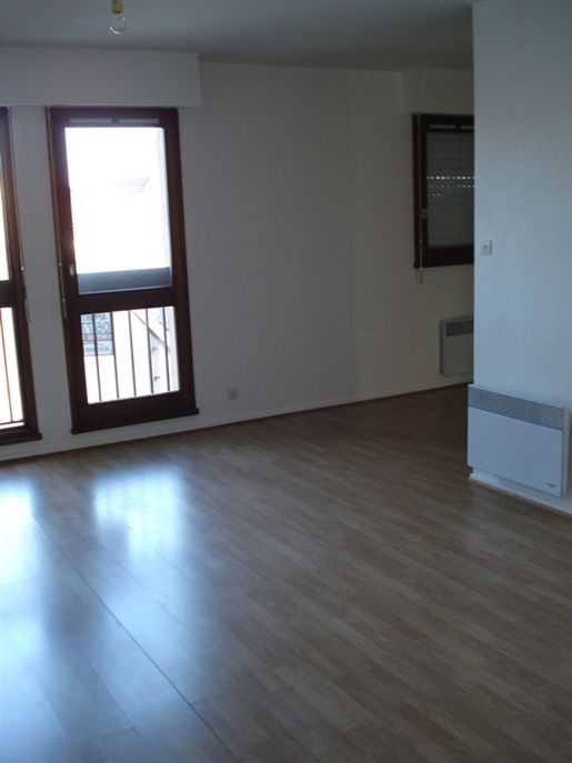 Compra: Apartamento (70000)