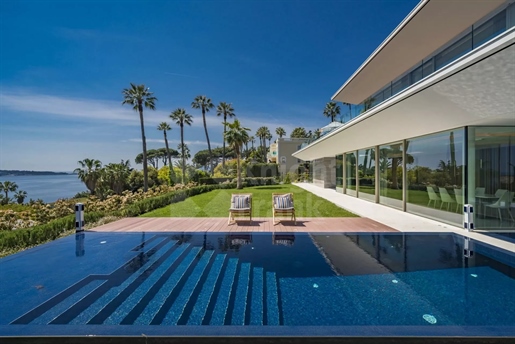Cannes - Superbe villa contemporaine avec vue mer panoramique