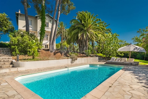 Antibes - Superbe villa Belle Epoque renovée