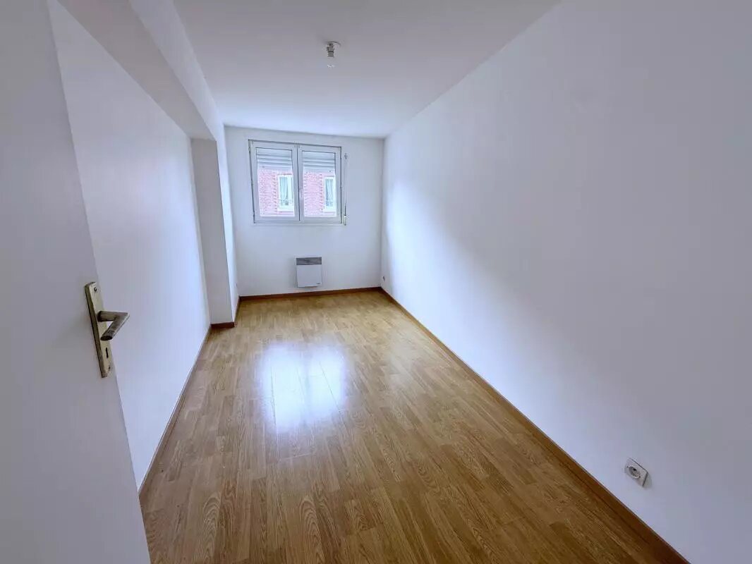 Maison à louer, 77m², La Fère