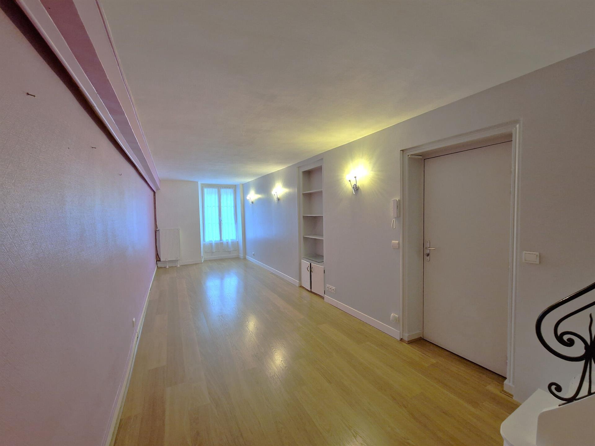 Appartement à vendre, 59m², Belley