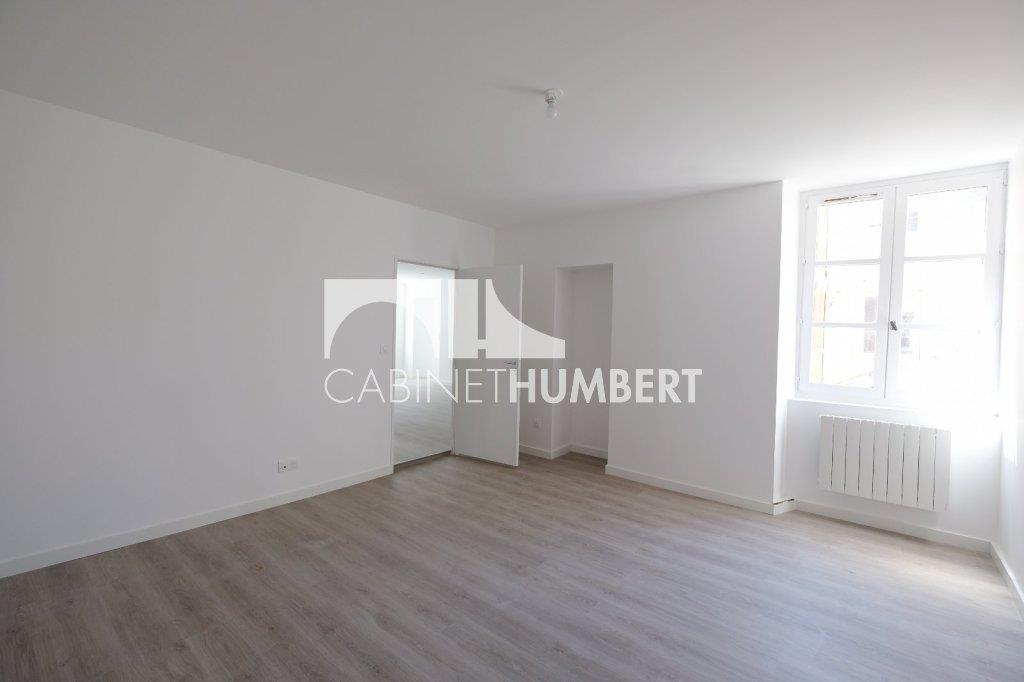 Appartement à louer, 79m², Saint-Etienne