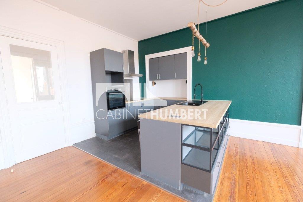 Appartement à louer, 83m², Saint-Etienne