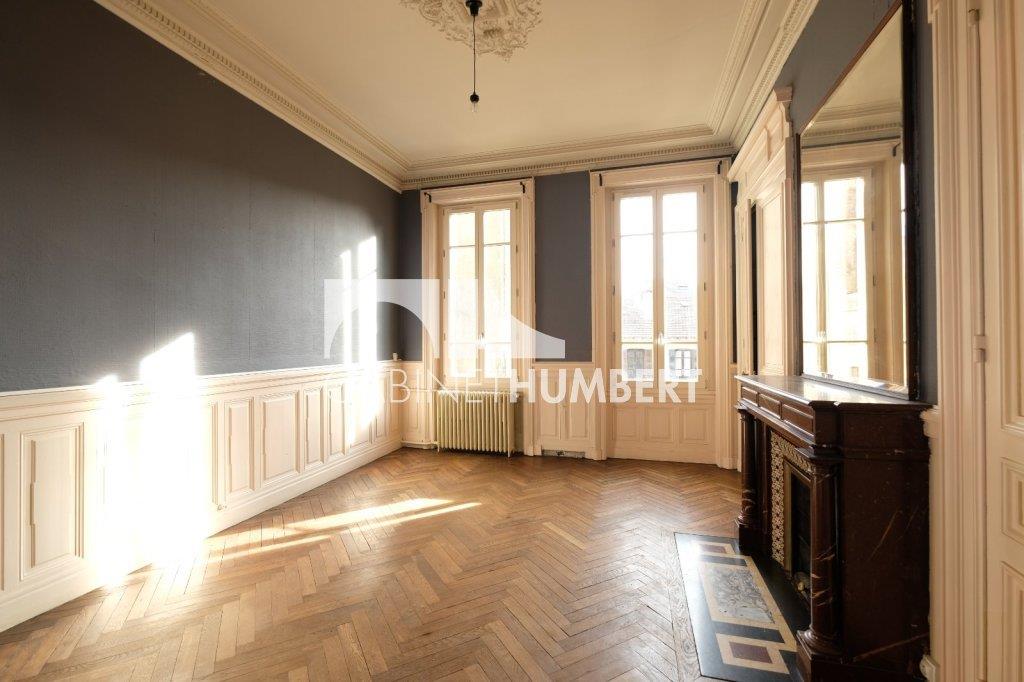 Appartement à louer, 129m², Saint-Etienne