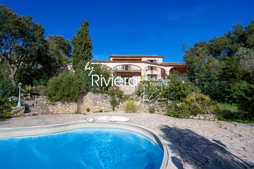 La Croix Valmer Sea view, swimming pool, 6 bedrooms, walking distance to the beach and to the villag