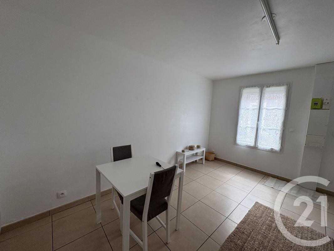 Maison à louer, 42m², Saint-Just-en-Chaussée