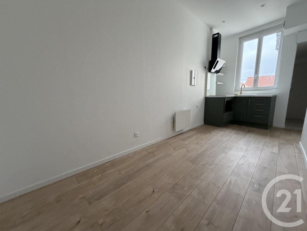 Appartement à louer, 27m², Pont-Sainte-Maxence