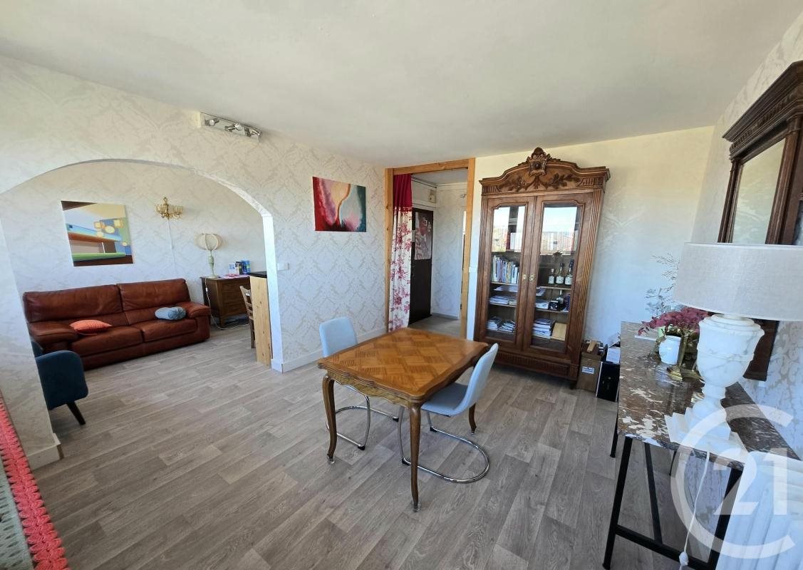 Appartement à vendre, 65m², Pont-Sainte-Maxence