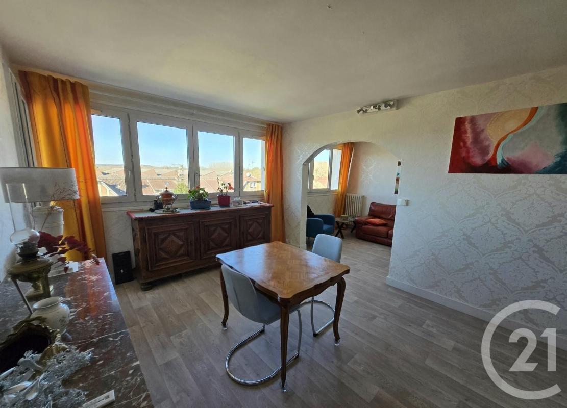 Appartement à vendre, 65m², Pont-Sainte-Maxence