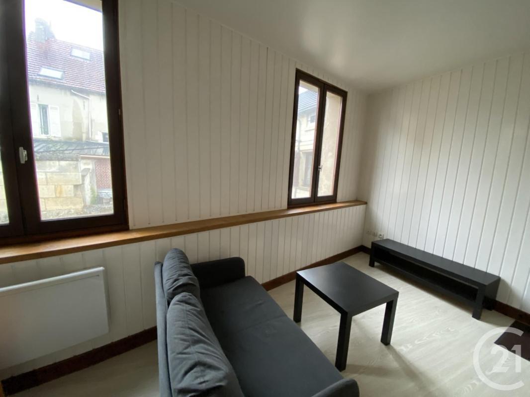 Appartement à louer, 21m², Pont-Sainte-Maxence