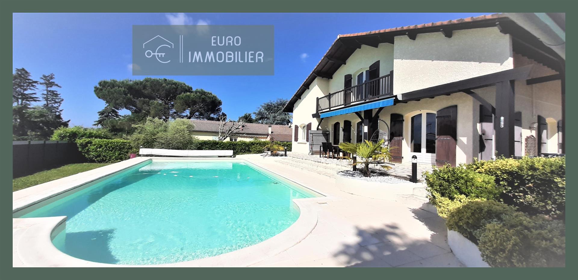 Bazas Centre, Contemporary 150m2 with swimming pool 4 bedrooms