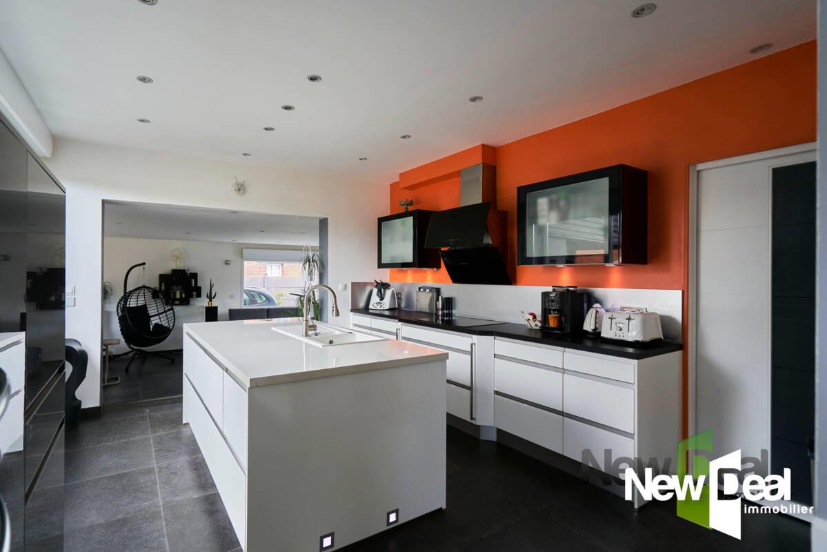 Maison à vendre, 391m², Rosult