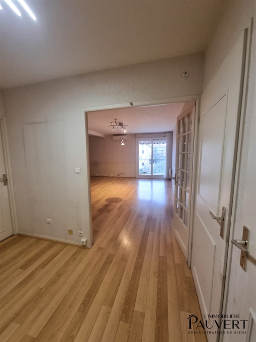 Cumpărare: Apartament (31000)