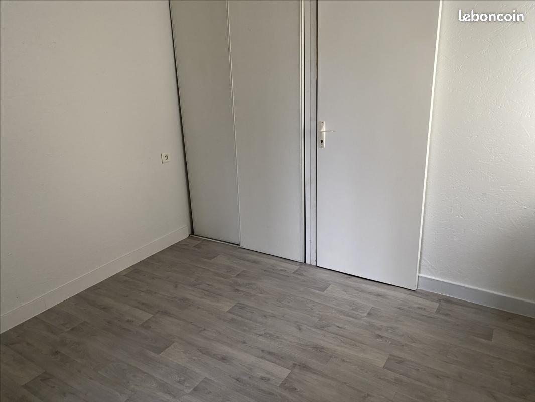 Maison à louer, 20m², Gond-Pontouvre