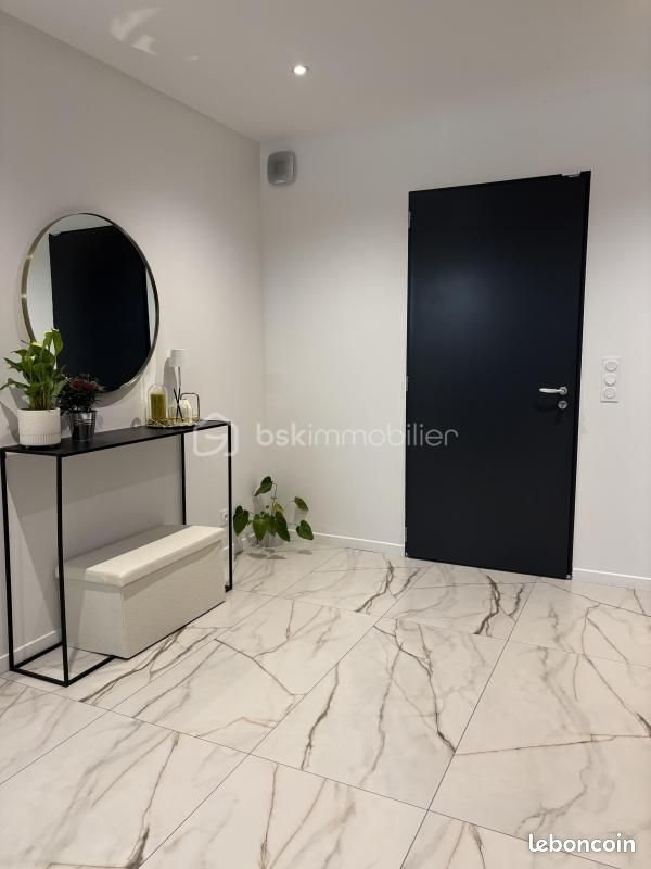 Maison à vendre, 243m², Cébazat