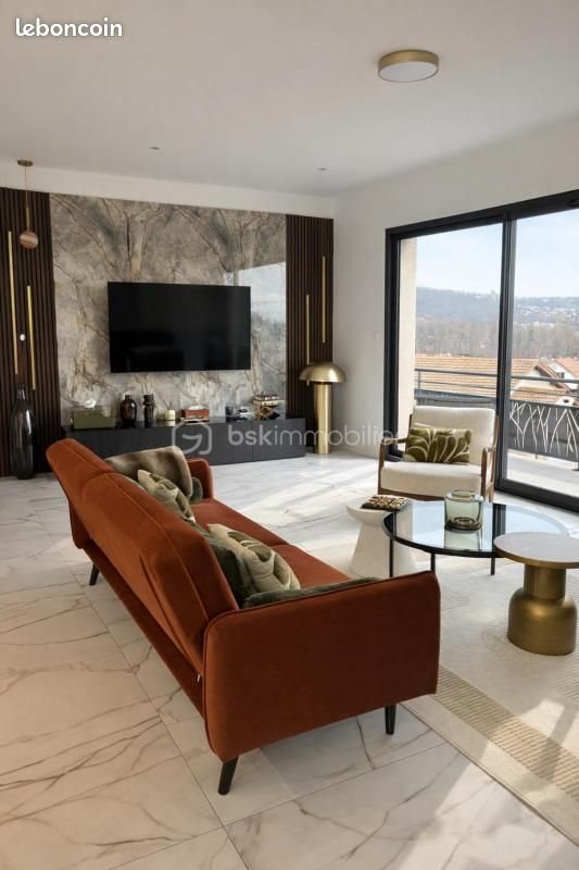 Maison à vendre, 243m², Cébazat