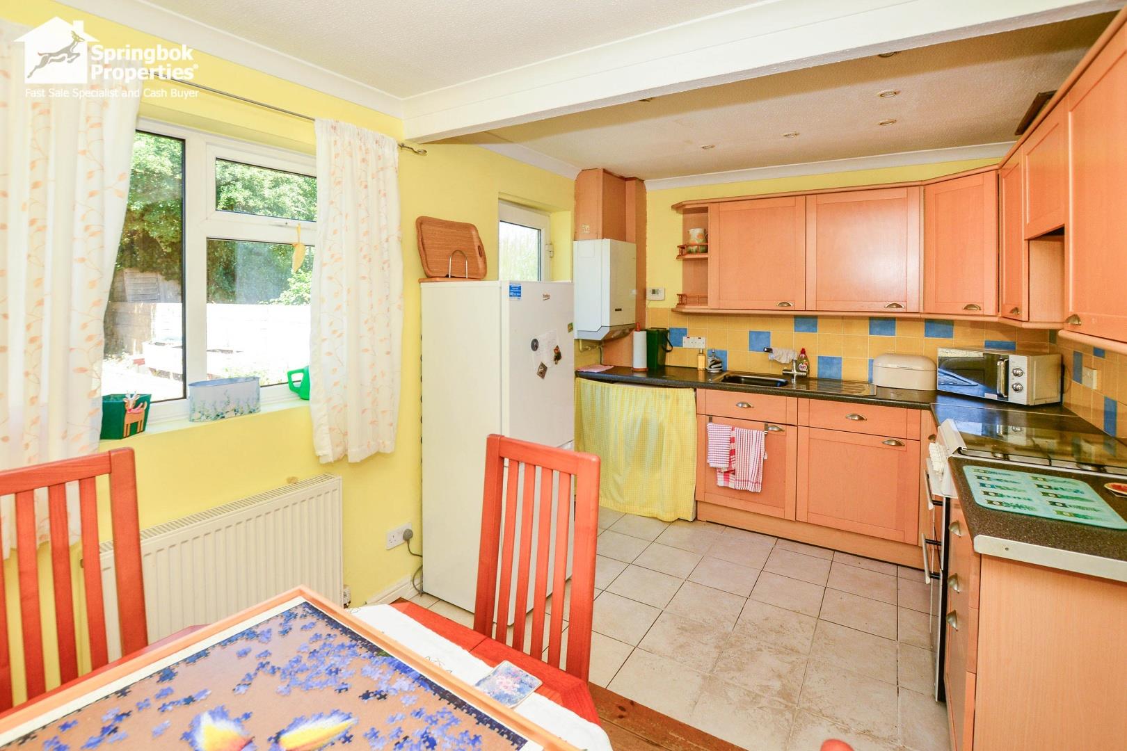 2 bedroom, Terraced House for sale