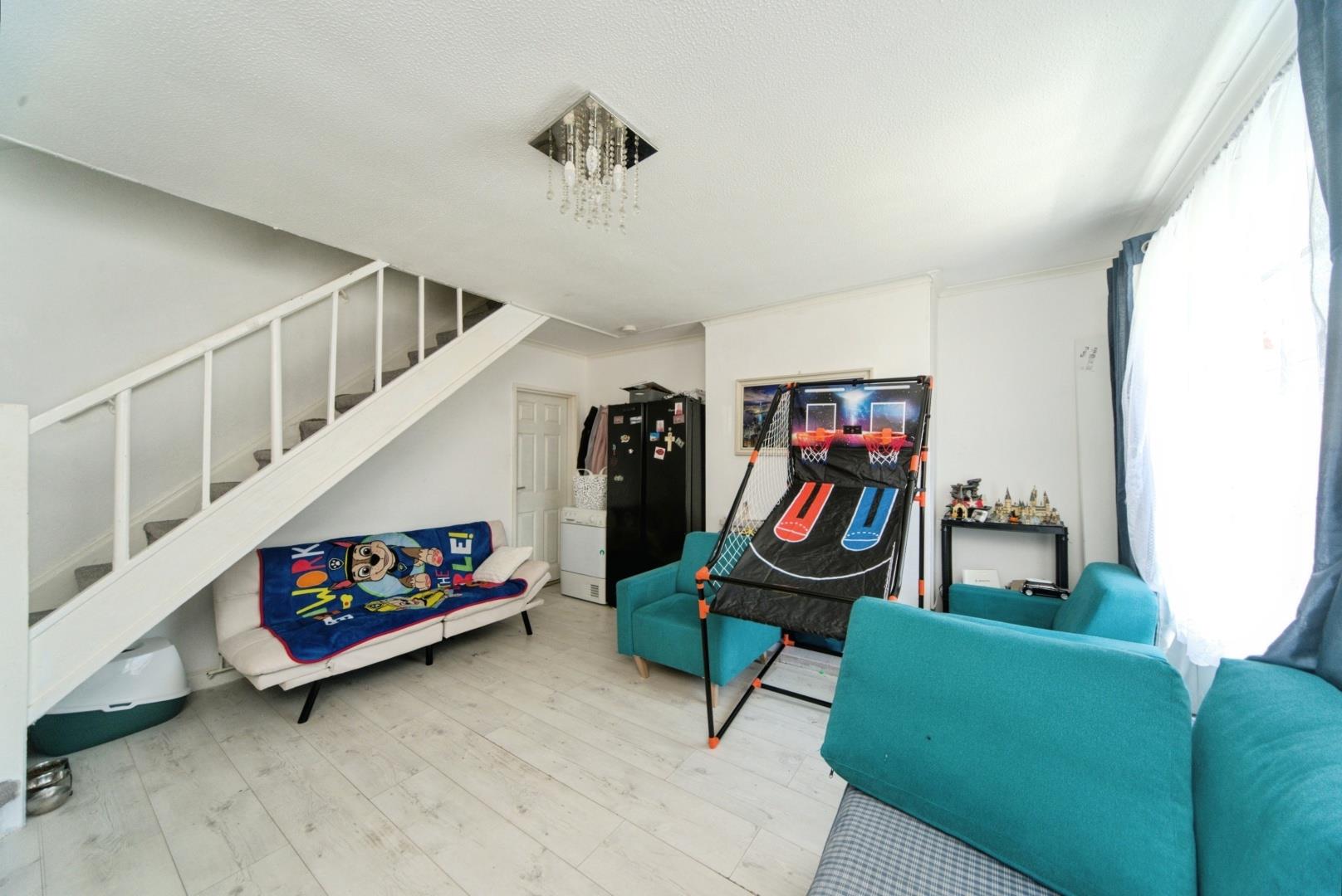 4 bedroom, Terraced House for sale