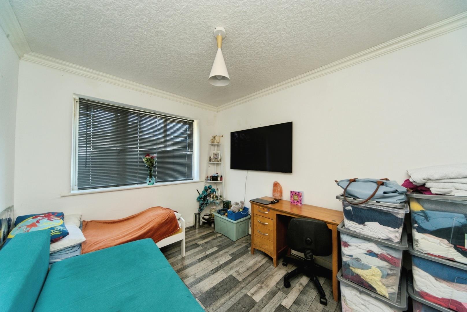 4 bedroom, Terraced House for sale