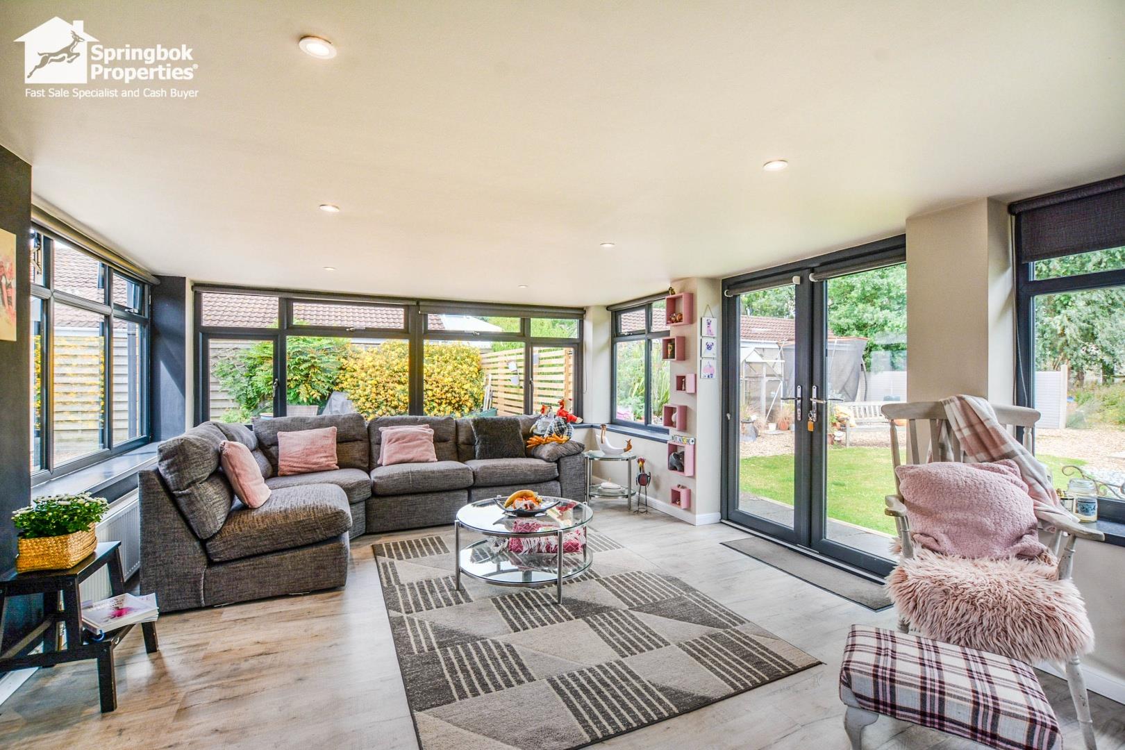 3 bedroom, Detached bungalow for sale