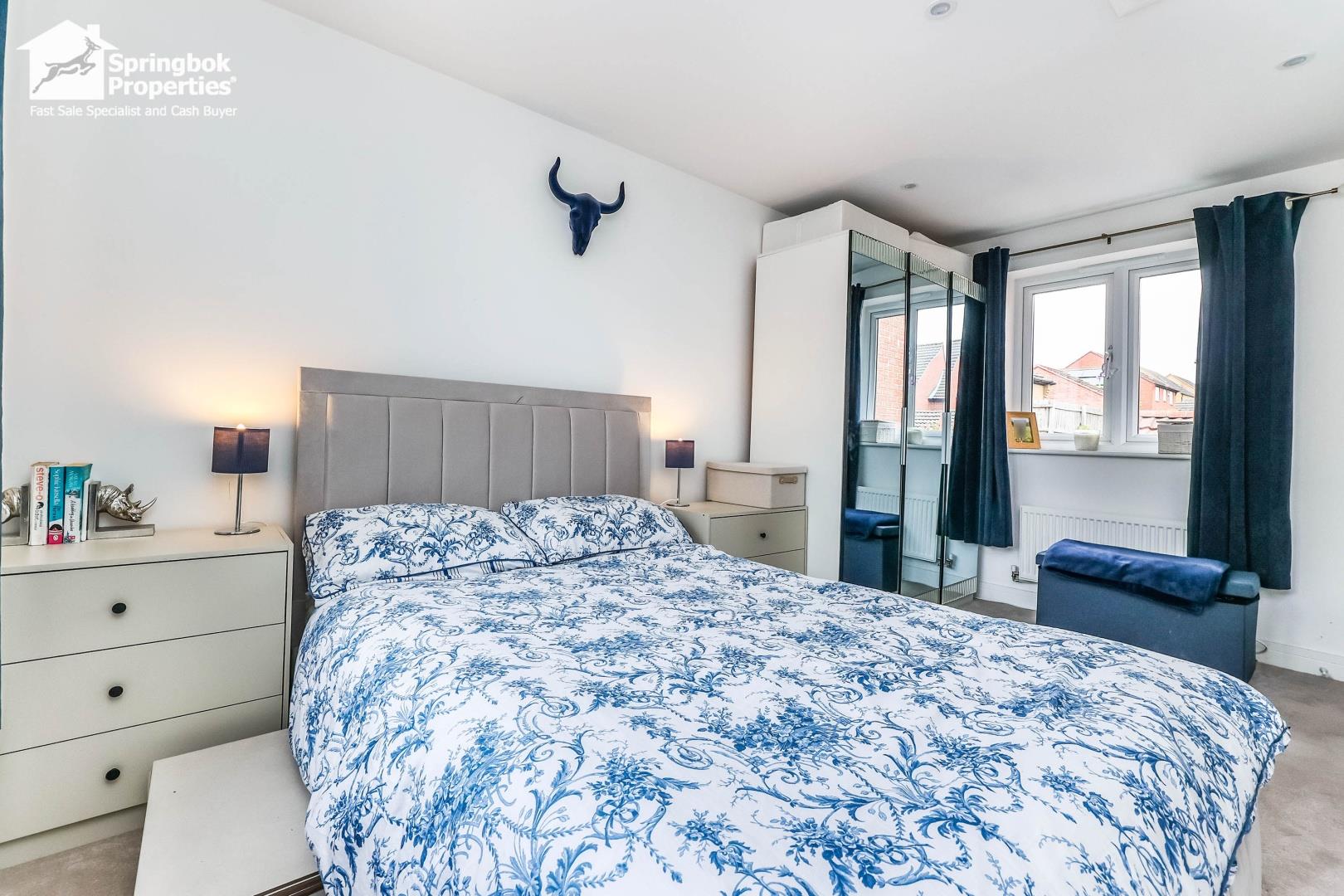 4 bedroom, Detached house for sale
