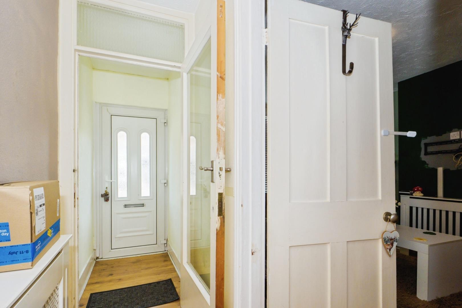 2 bedroom, Terraced House for sale