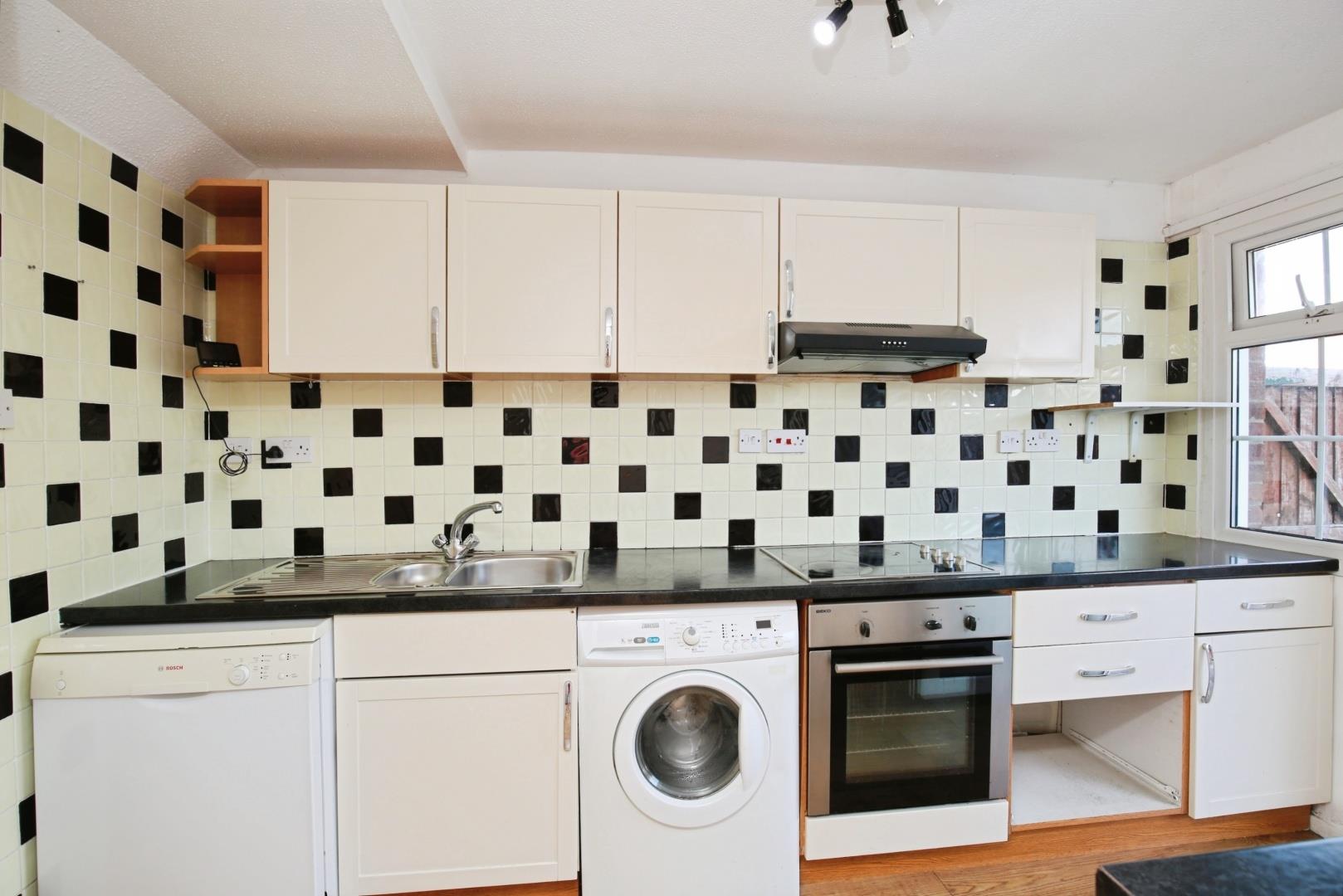 3 bedroom, End of terrace house for sale