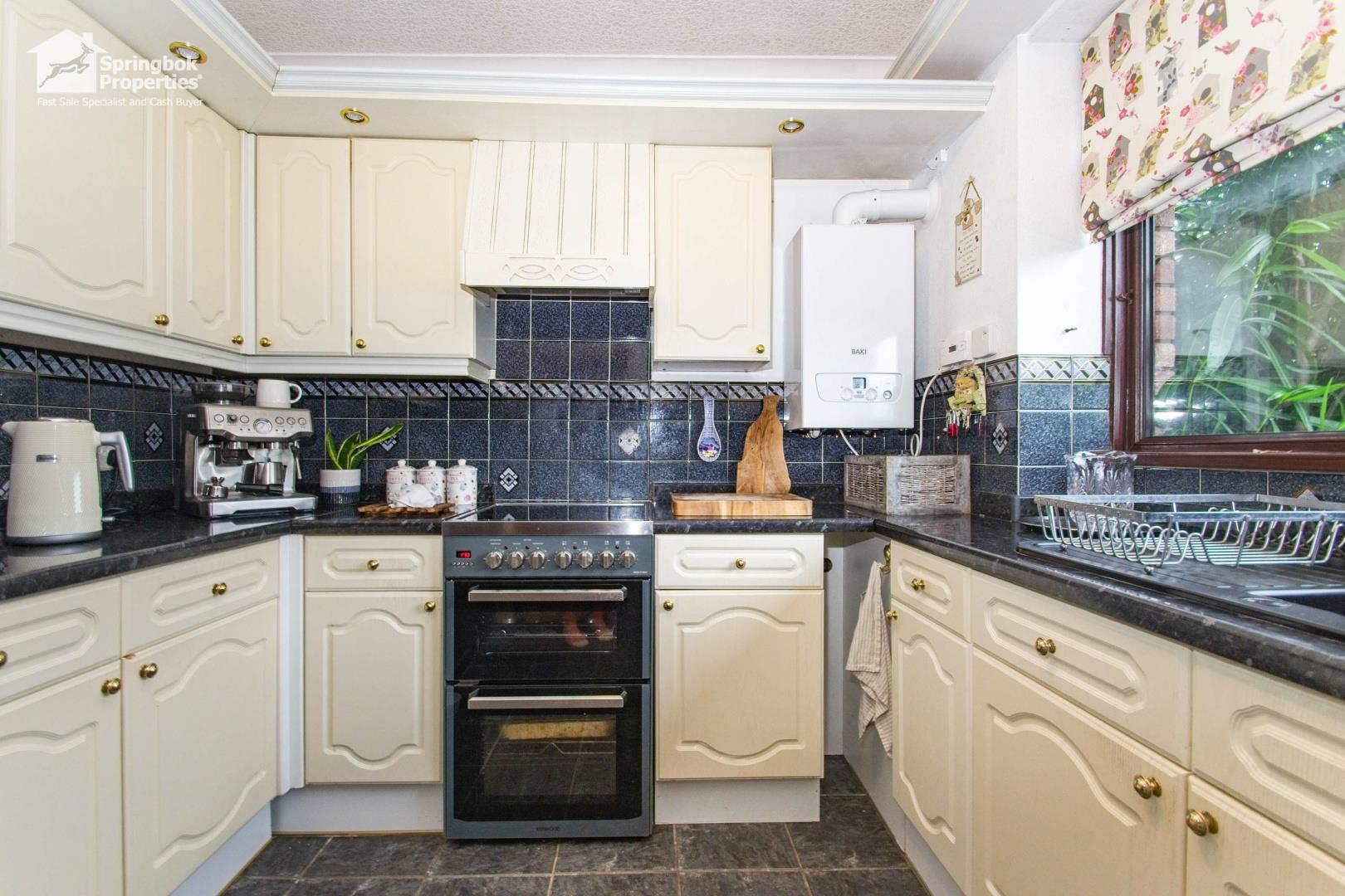 3 bedroom, Terraced House for sale