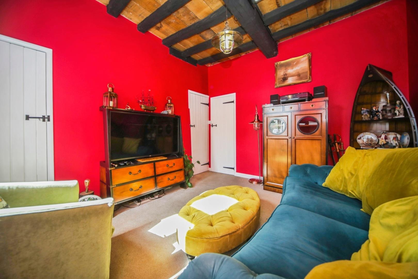 1 bedroom, Terraced House for sale