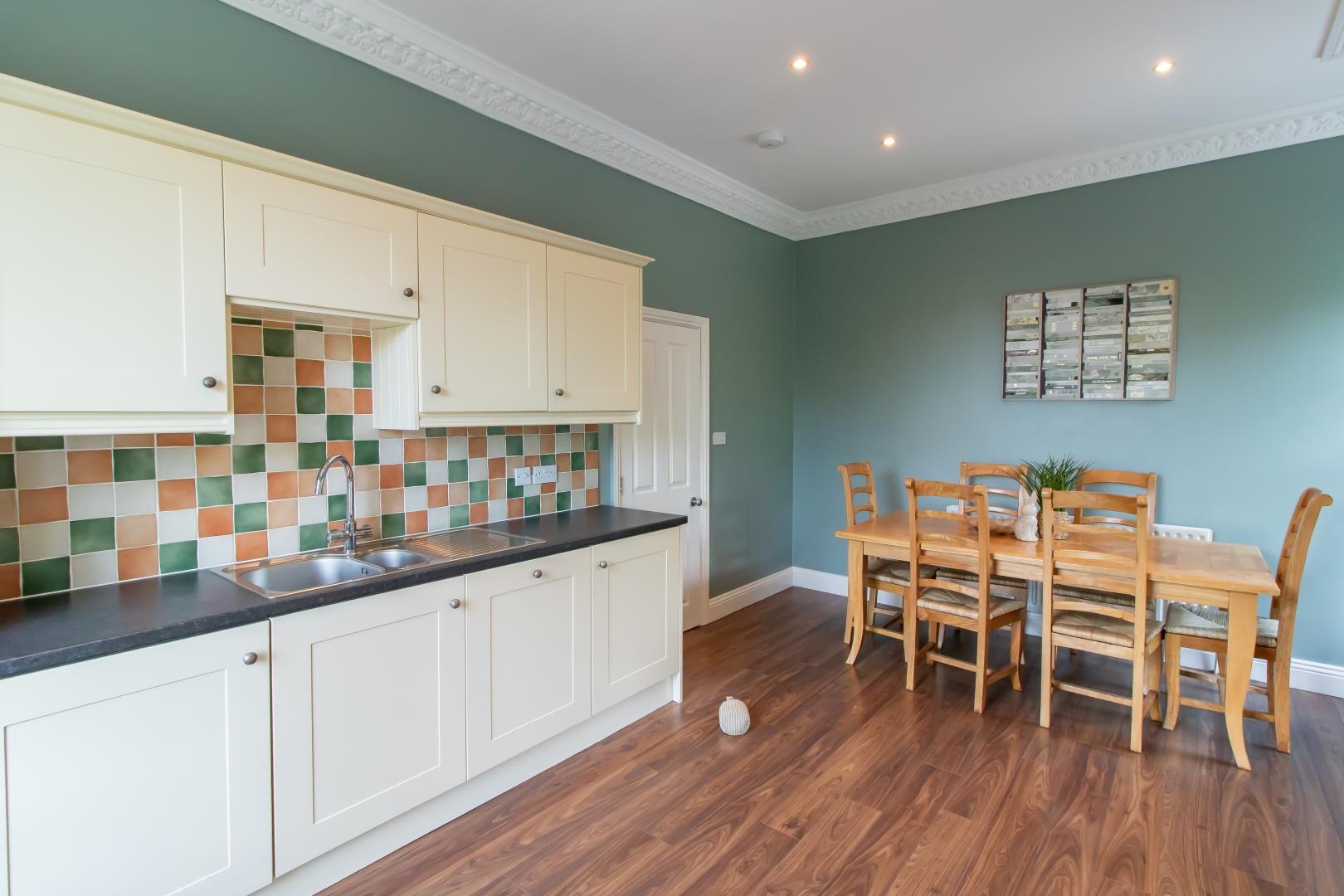 2 bedroom, Apartment for sale