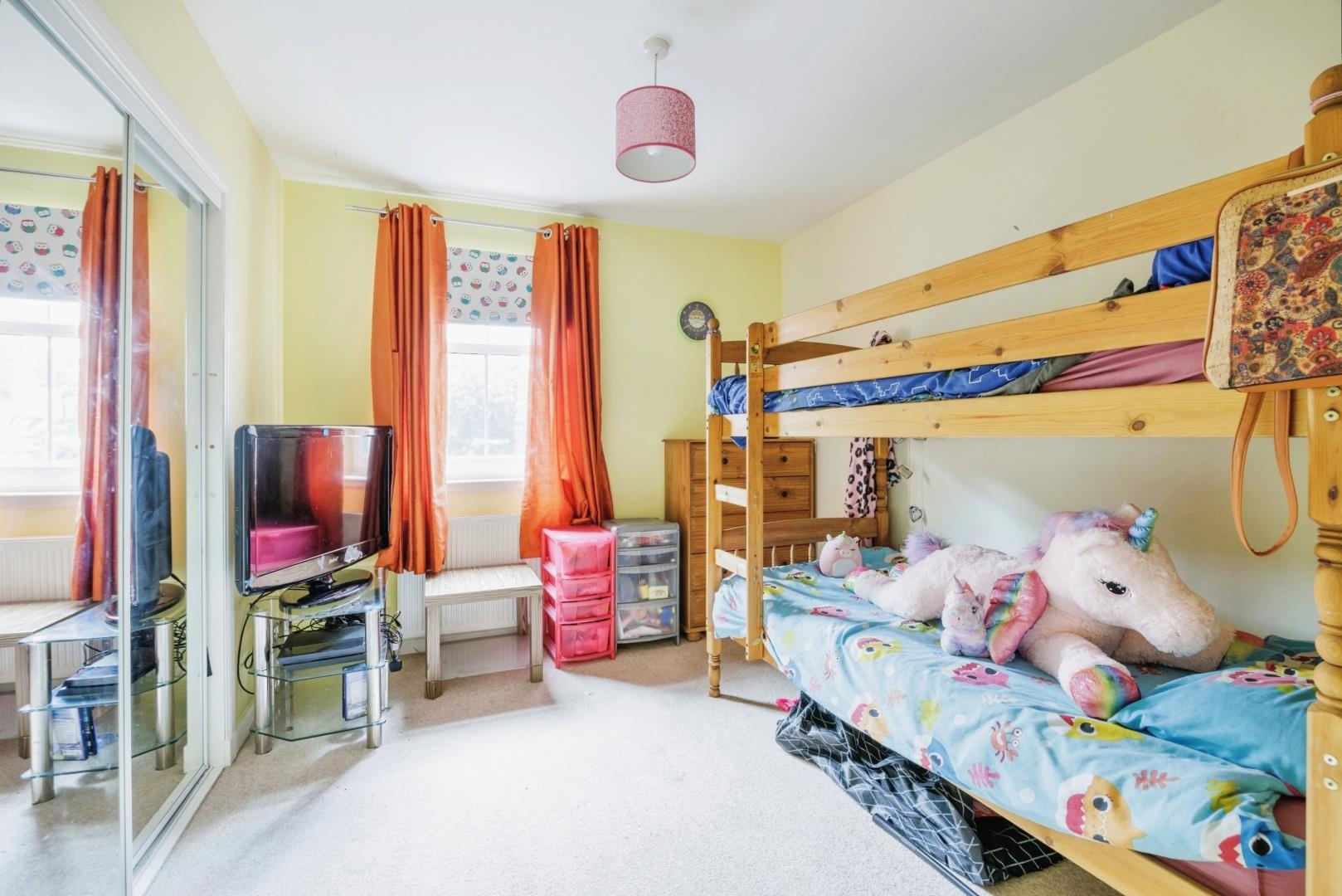 2 bedroom, Ground floor flat for sale