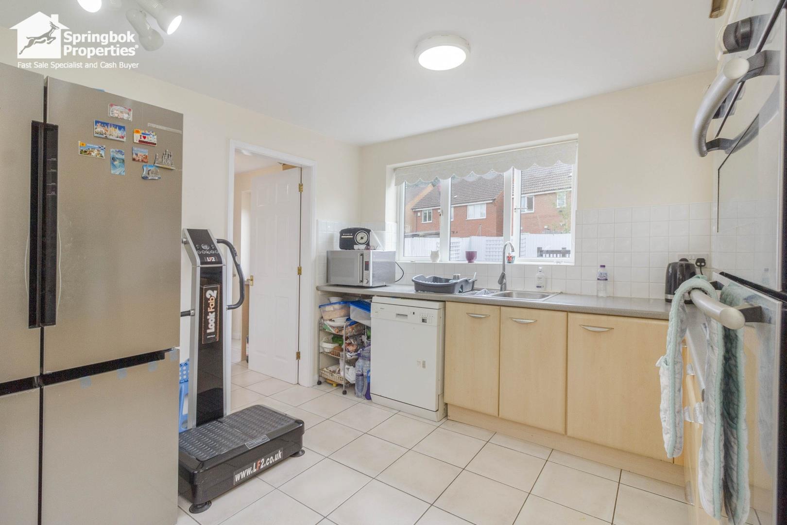 4 bedroom, Detached house for sale
