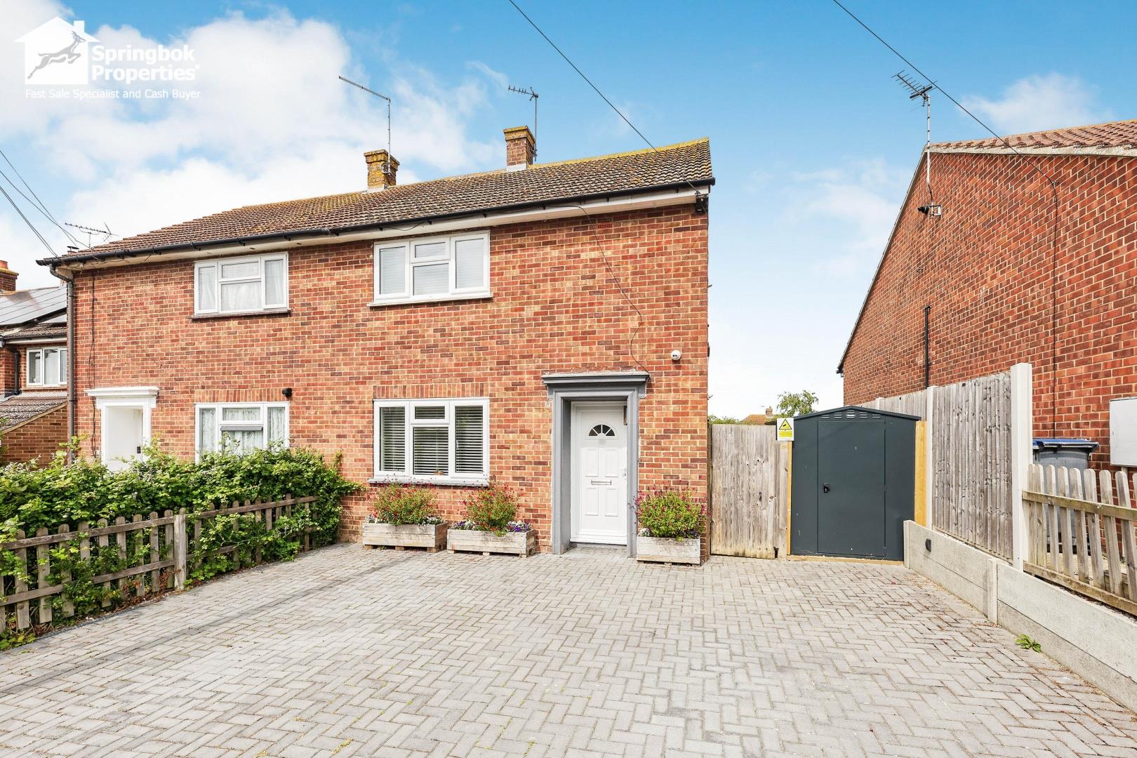 2 bedroom, Semi-detached house for sale
