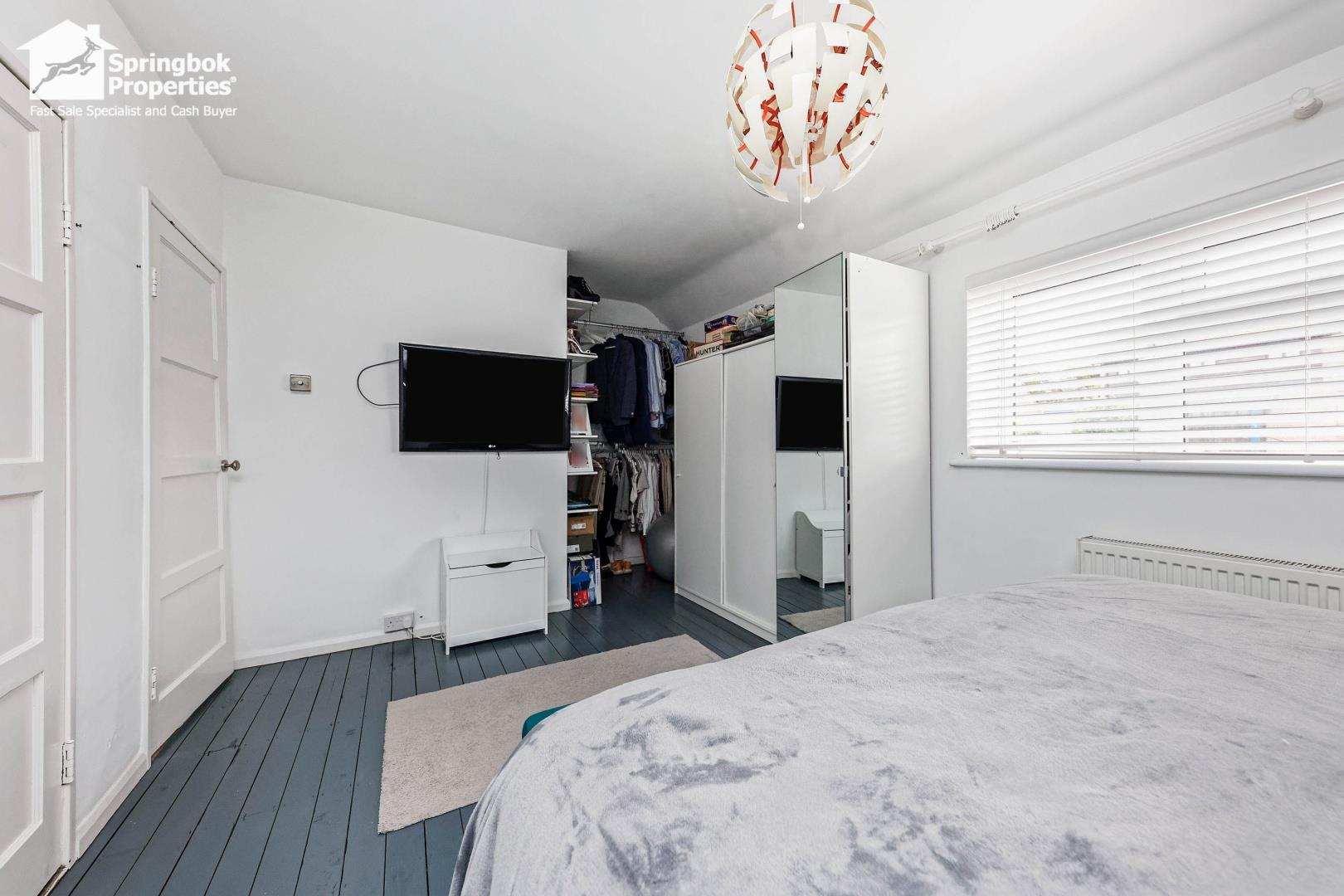 2 bedroom, Semi-detached house for sale