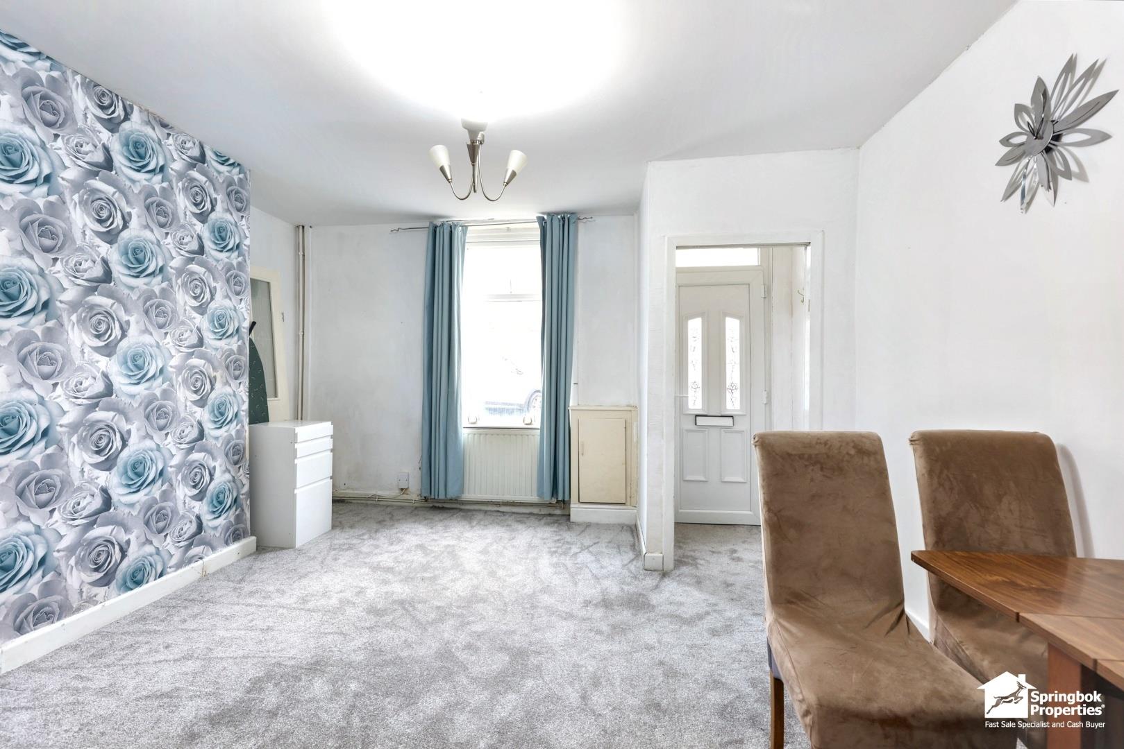 2 bedroom, Terraced House for sale
