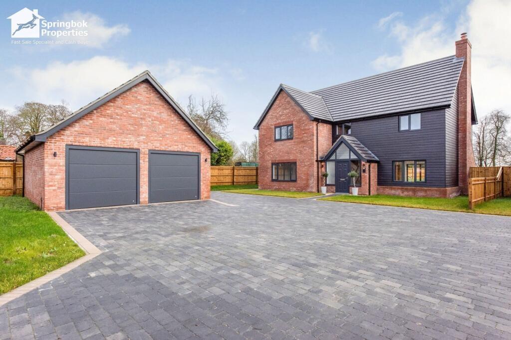 4 bedroom, Detached house for sale