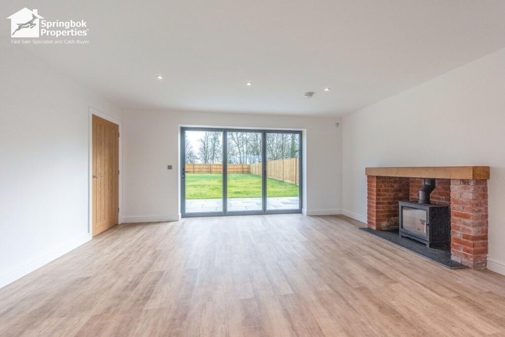 4 bedroom, Detached house for sale
