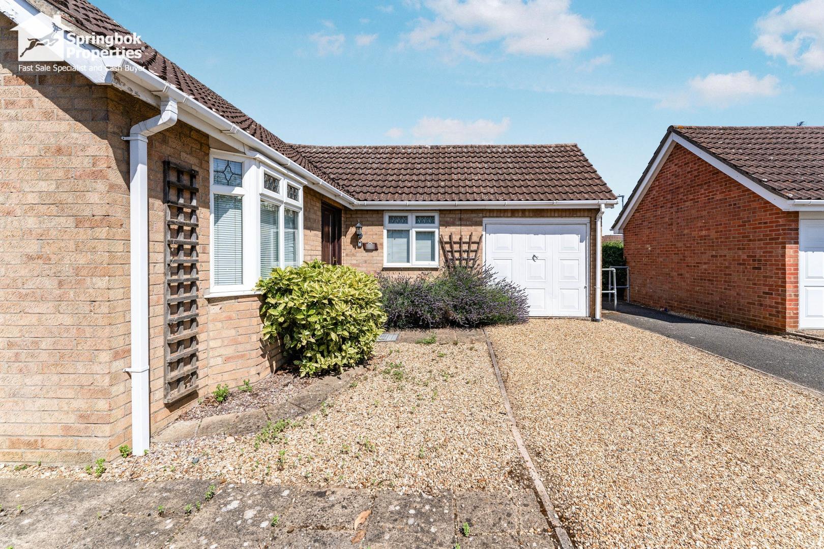 2 bedroom, Bungalow for sale